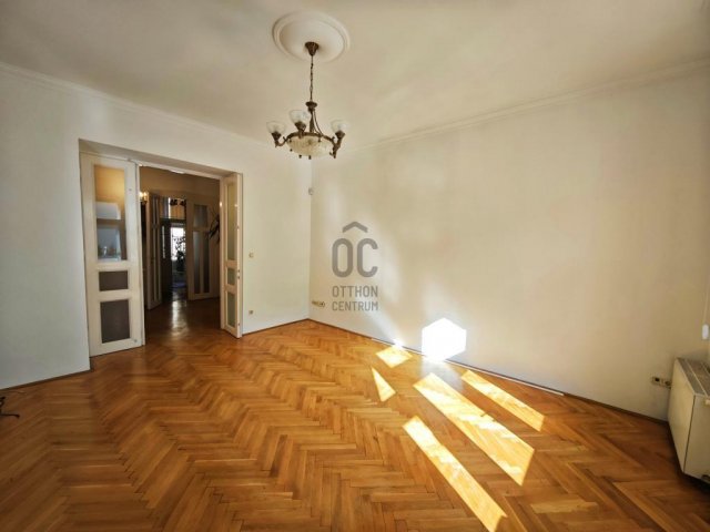 Kiadó téglalakás, albérlet, Budapesten, V. kerületben, 3 szobás