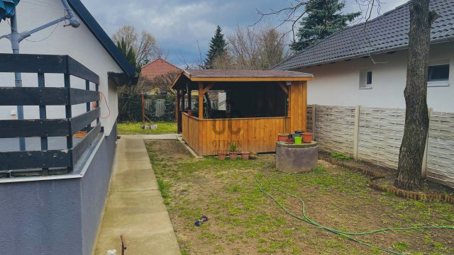 Eladó családi ház, Veresegyházon 64.9 M Ft, 3 szobás