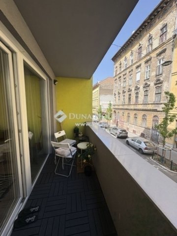 Eladó téglalakás, Budapesten, VIII. kerületben 68.9 M Ft