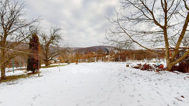 Eladó családi ház, Miskolcon 36.8 M Ft, 2 szobás