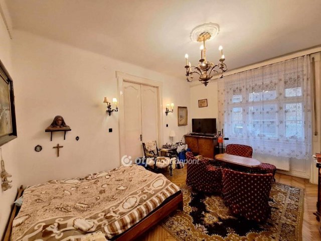 Eladó téglalakás, Budapesten, I. kerületben 120 M Ft, 2+1 szobás