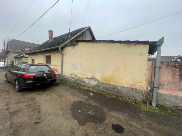 Eladó családi ház, Hatvanban 21.9 M Ft, 2 szobás