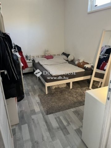 Eladó téglalakás, Budapesten, IV. kerületben 58 M Ft, 2+1 szobás
