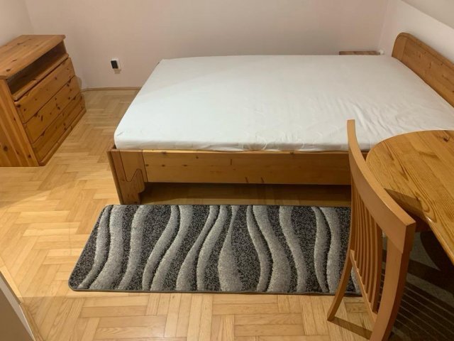 Kiadó téglalakás, albérlet, Debrecenben, Aranyeső utcában