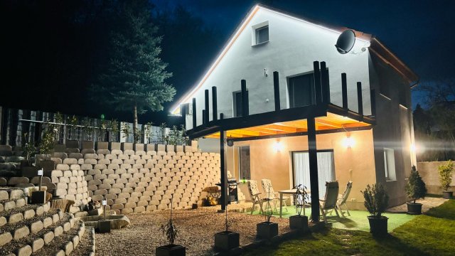 Eladó családi ház, Esztergomban 75 M Ft, 3 szobás