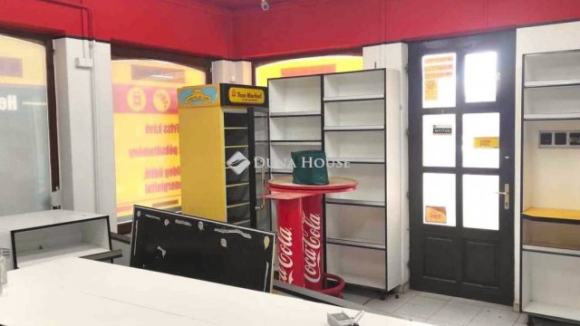 Eladó üzlethelyiség, Lánycsókon 19.99 M Ft
