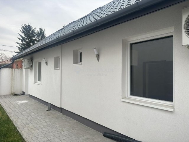 Eladó családi ház, Budapesten, XVIII. kerületben 44.9 M Ft
