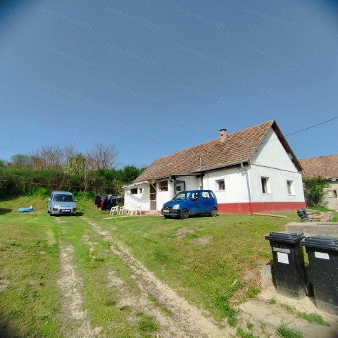 Eladó családi ház, Pándon 34.5 M Ft, 5 szobás