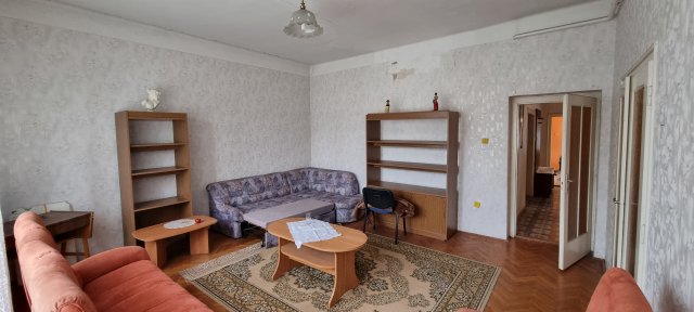 Eladó családi ház, Kiskunfélegyházán 66.9 M Ft, 5 szobás