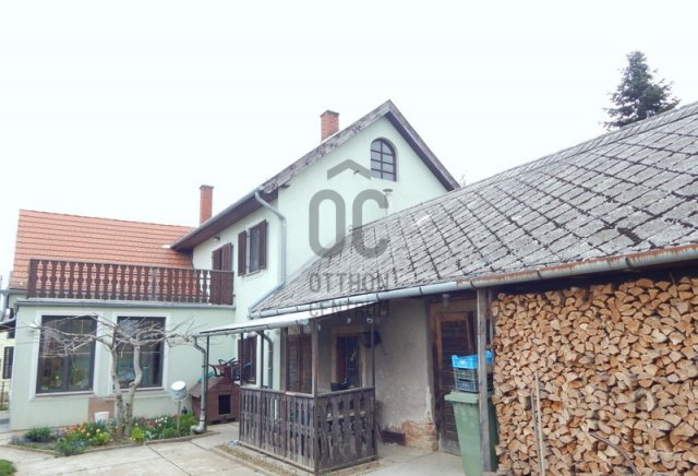 Eladó családi ház, Zalaegerszegen 64.999 M Ft, 7 szobás