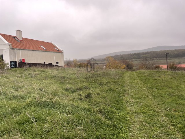 Eladó telek, Zánkán, Fő utcában 50 M Ft / költözzbe.hu