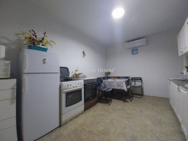 Eladó családi ház, Pakson 28 M Ft, 2 szobás