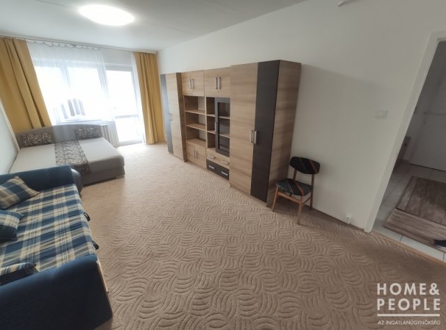 Kiadó téglalakás, albérlet, Szegeden 160 E Ft / hó, 2 szobás