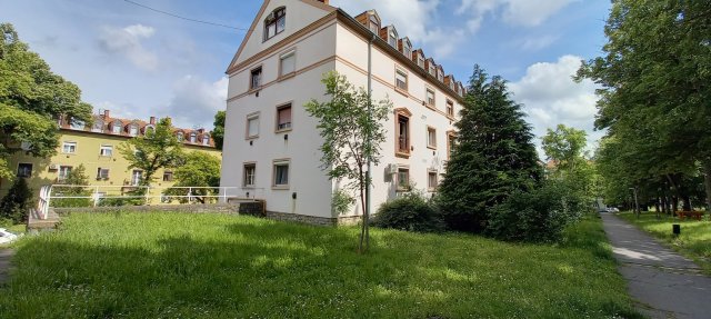Eladó téglalakás, Pécsett 21.9 M Ft, 2 szobás