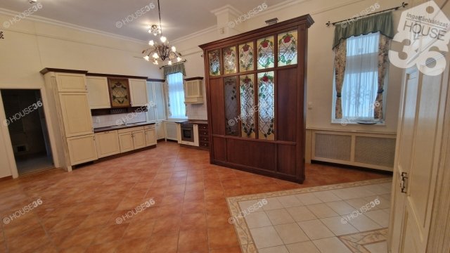 Kiadó téglalakás, albérlet, Kecskeméten 280 E Ft / hó