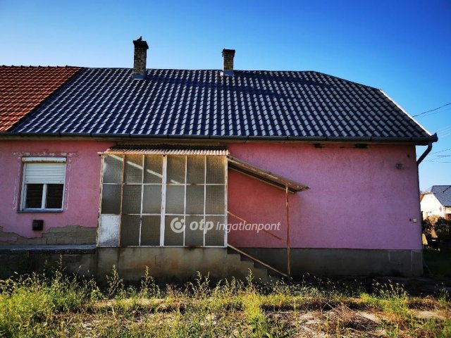 Eladó családi ház, Dögén 17.5 M Ft, 2+2 szobás