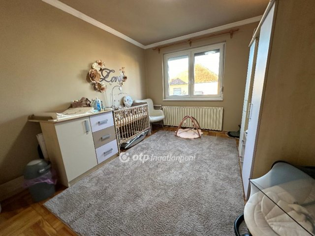 Eladó családi ház, Tiszabercelen 25 M Ft, 3 szobás