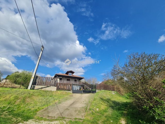Eladó családi ház, Ercsiben 59.7 M Ft, 4 szobás