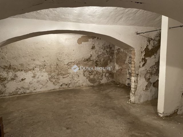 Eladó ipari ingatlan, Szombathelyen 2.99 M Ft