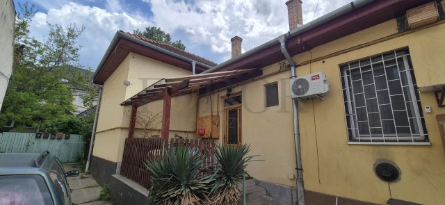 Eladó családi ház, Budapesten, XIX. kerületben 48 M Ft, 2 szobás