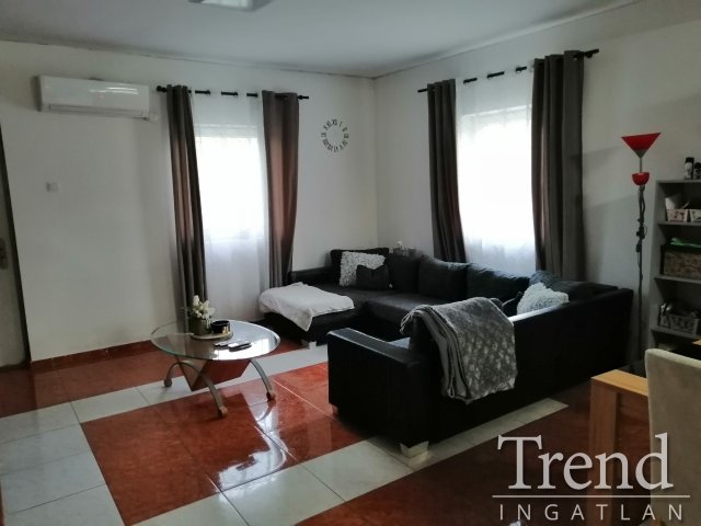 Eladó családi ház, Nagyvenyimen 32.9 M Ft, 3 szobás