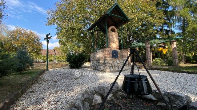 Eladó üzlethelyiség, Harkányban 150 M Ft / költözzbe.hu