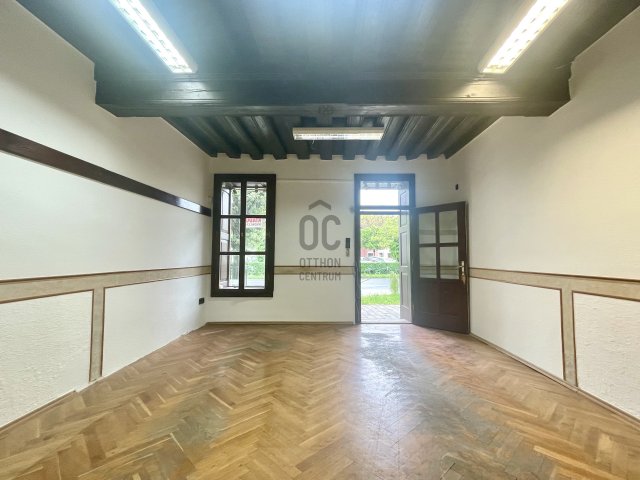 Kiadó ipari ingatlan, Sopronban 239 E Ft / hó