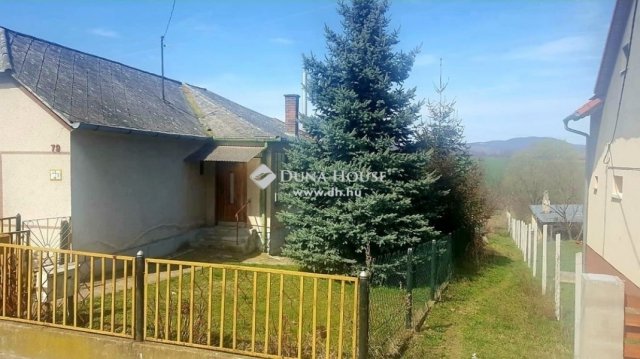 Eladó családi ház, Bogádon 24.9 M Ft, 3 szobás