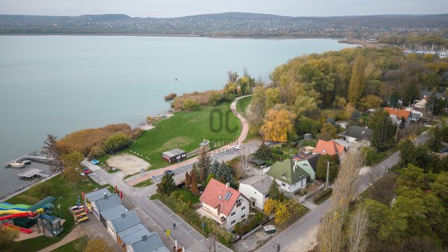 Eladó családi ház, Balatonfűzfőn 286.499 M Ft, 4 szobás