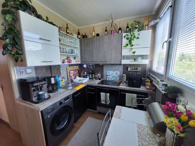 Eladó panellakás, Szentendrén 67.5 M Ft, 2 szobás