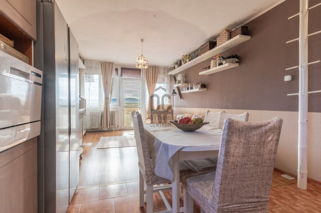 Eladó téglalakás, Budapesten, XV. kerületben 74.9 M Ft, 3 szobás