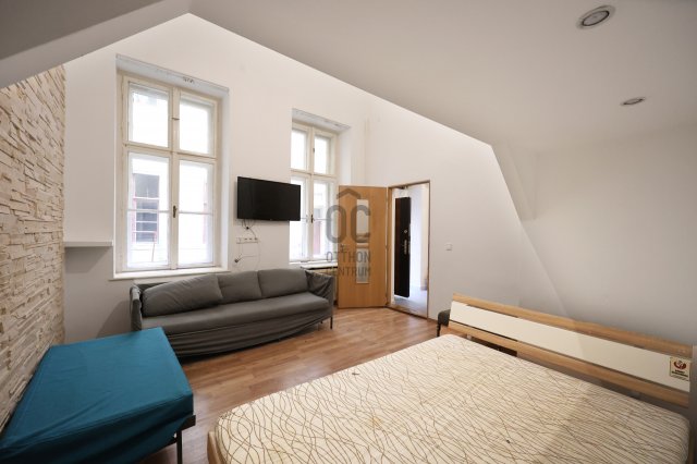 Eladó téglalakás, Budapesten, VI. kerületben 59.9 M Ft, 2 szobás