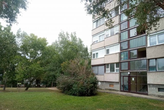 Eladó téglalakás, Szentendrén 44.9 M Ft, 3 szobás