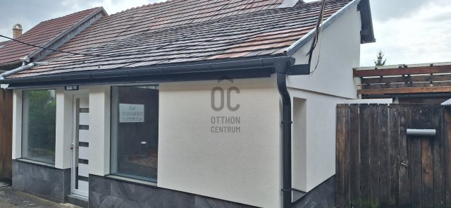 Eladó családi ház, Budakeszin 69 M Ft, 2 szobás