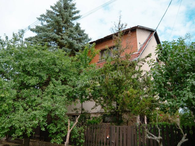 Eladó családi ház, Oroszlányban, Madách Imre utcában 44.9 M Ft