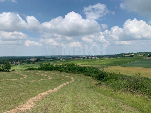 Eladó telek, Győrújbaráton 82 M Ft / költözzbe.hu