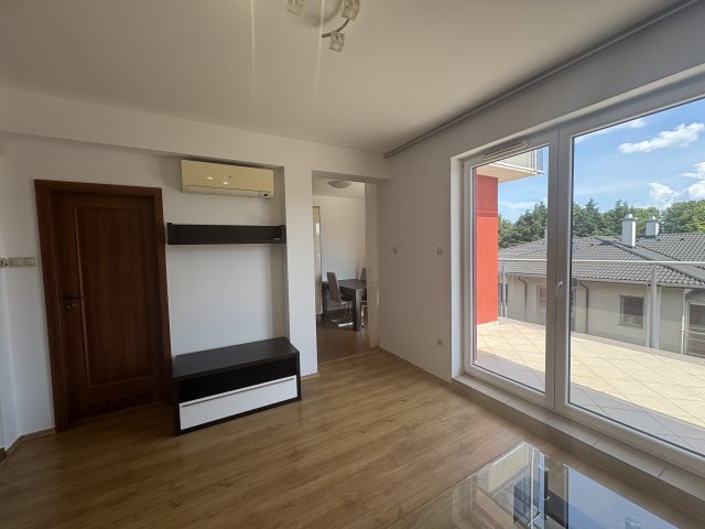 Kiadó téglalakás, albérlet, Győrött 260 E Ft / hó, 3 szobás