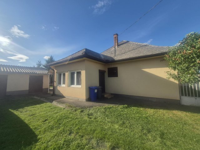 Eladó családi ház, Visontán 37 M Ft, 3 szobás