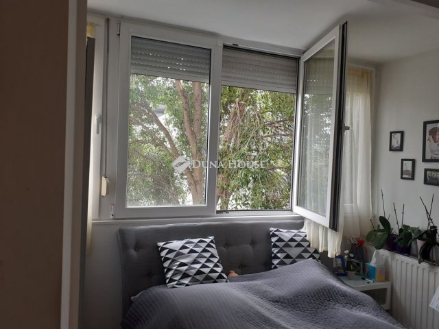Eladó panellakás, Budapesten, XI. kerületben 91 M Ft, 1 szobás