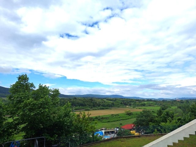 Eladó sorház, Pilisborosjenőn 95.5 M Ft, 1+4 szobás