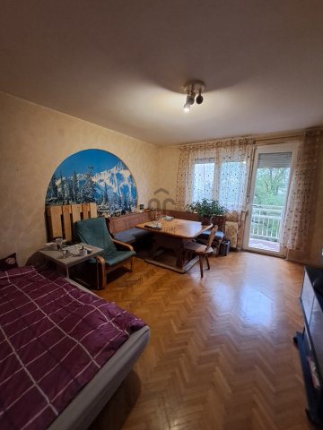 Eladó téglalakás, Debrecenben 83.9 M Ft, 6 szobás