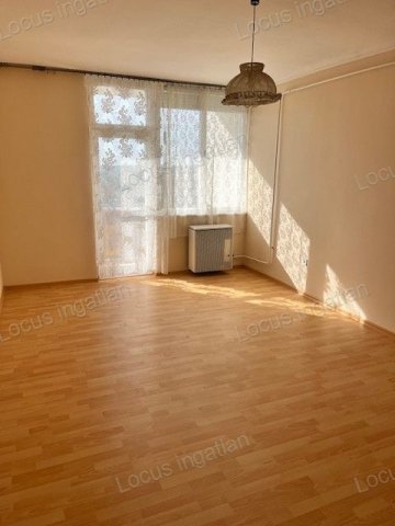 Eladó téglalakás, Mezőtúron 18.5 M Ft, 2 szobás