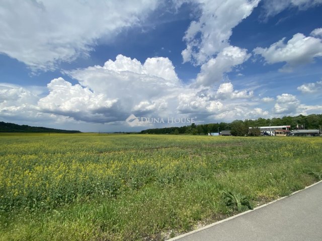 Eladó mezogazdasagi ingatlan, Szirmabesenyőn 1393.757 M Ft