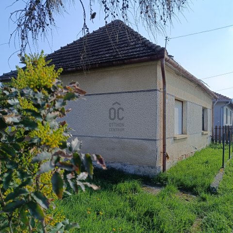 Eladó családi ház, Gelsén 7.9 M Ft, 3 szobás