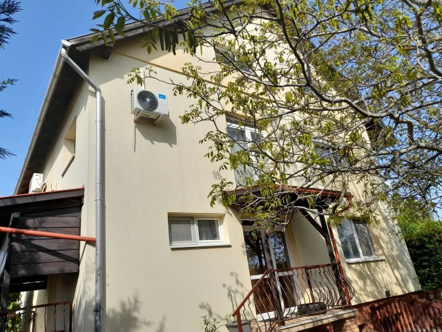 Eladó családi ház, Balatonalmádiban 127 M Ft, 3+2 szobás