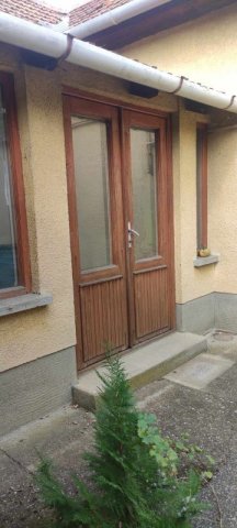 Eladó családi ház, Fegyverneken 15.9 M Ft, 2 szobás
