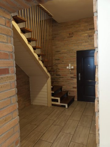 Eladó téglalakás, Szekszárdon 39.8 M Ft, 3 szobás