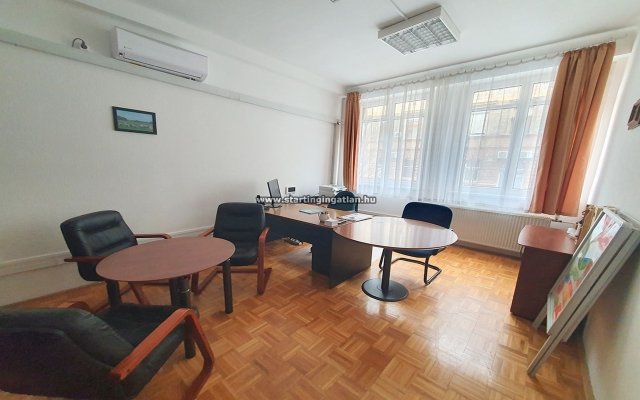 Kiadó iroda, Budapesten, XIII. kerületben, Lőportár utcában