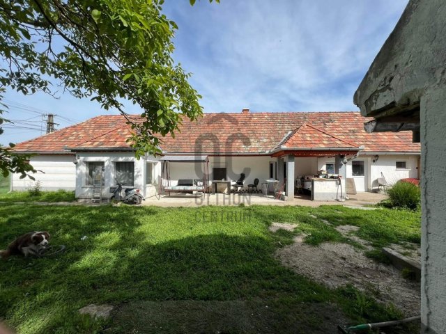 Eladó családi ház, Sárbogárdon 42 M Ft, 3 szobás