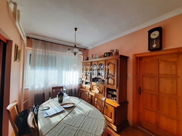 Eladó családi ház, Dunavarsányban 127 M Ft, 6 szobás